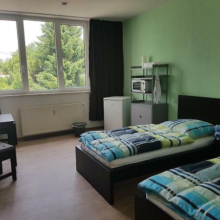 Pension Zum Bauhof ซวิคเคา ภายนอก รูปภาพ