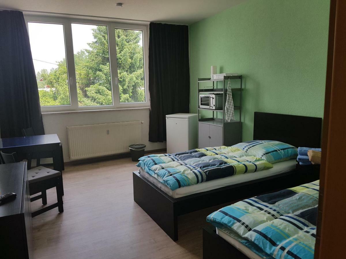 Pension Zum Bauhof ซวิคเคา ภายนอก รูปภาพ